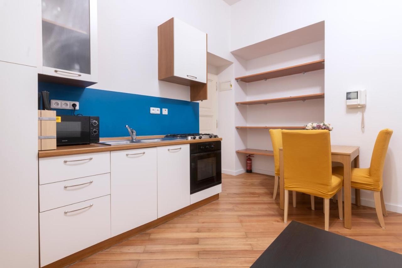 Moonlight Apartments Old Town Prag Dış mekan fotoğraf