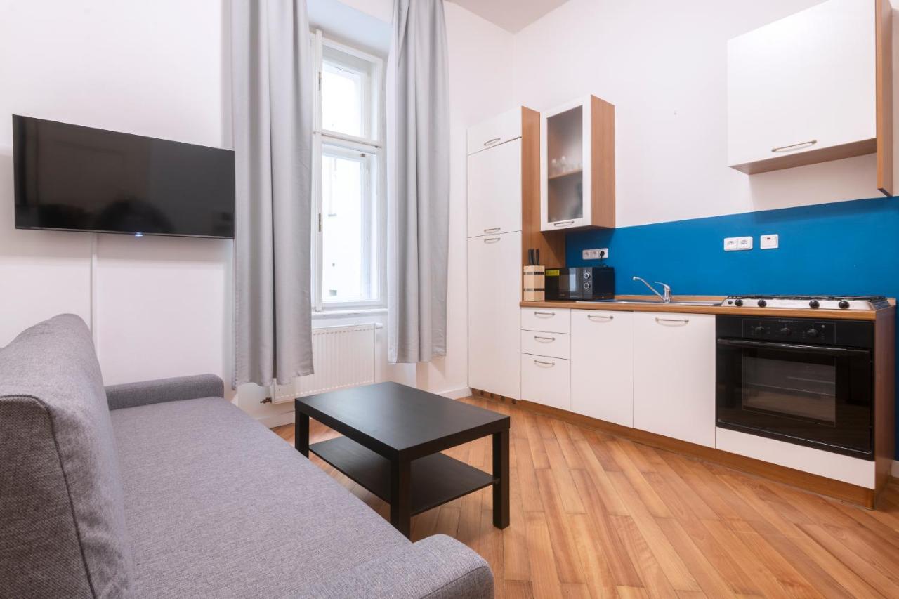 Moonlight Apartments Old Town Prag Dış mekan fotoğraf