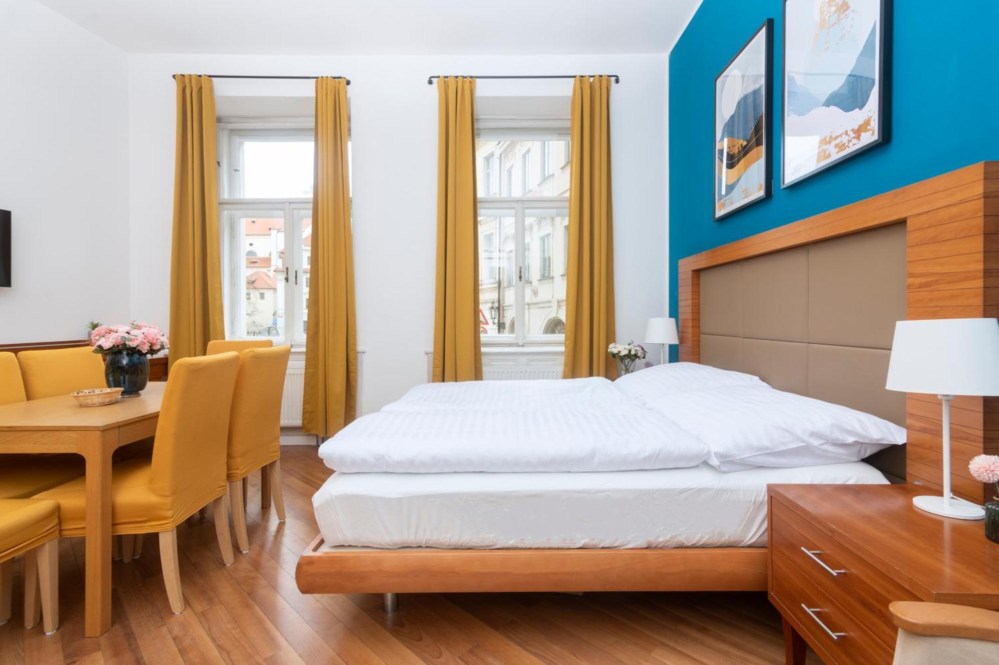 Moonlight Apartments Old Town Prag Dış mekan fotoğraf