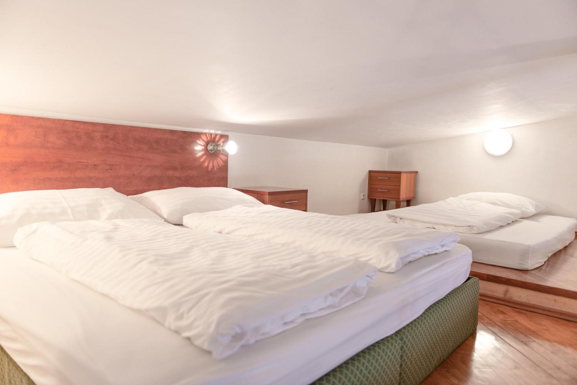 Moonlight Apartments Old Town Prag Dış mekan fotoğraf